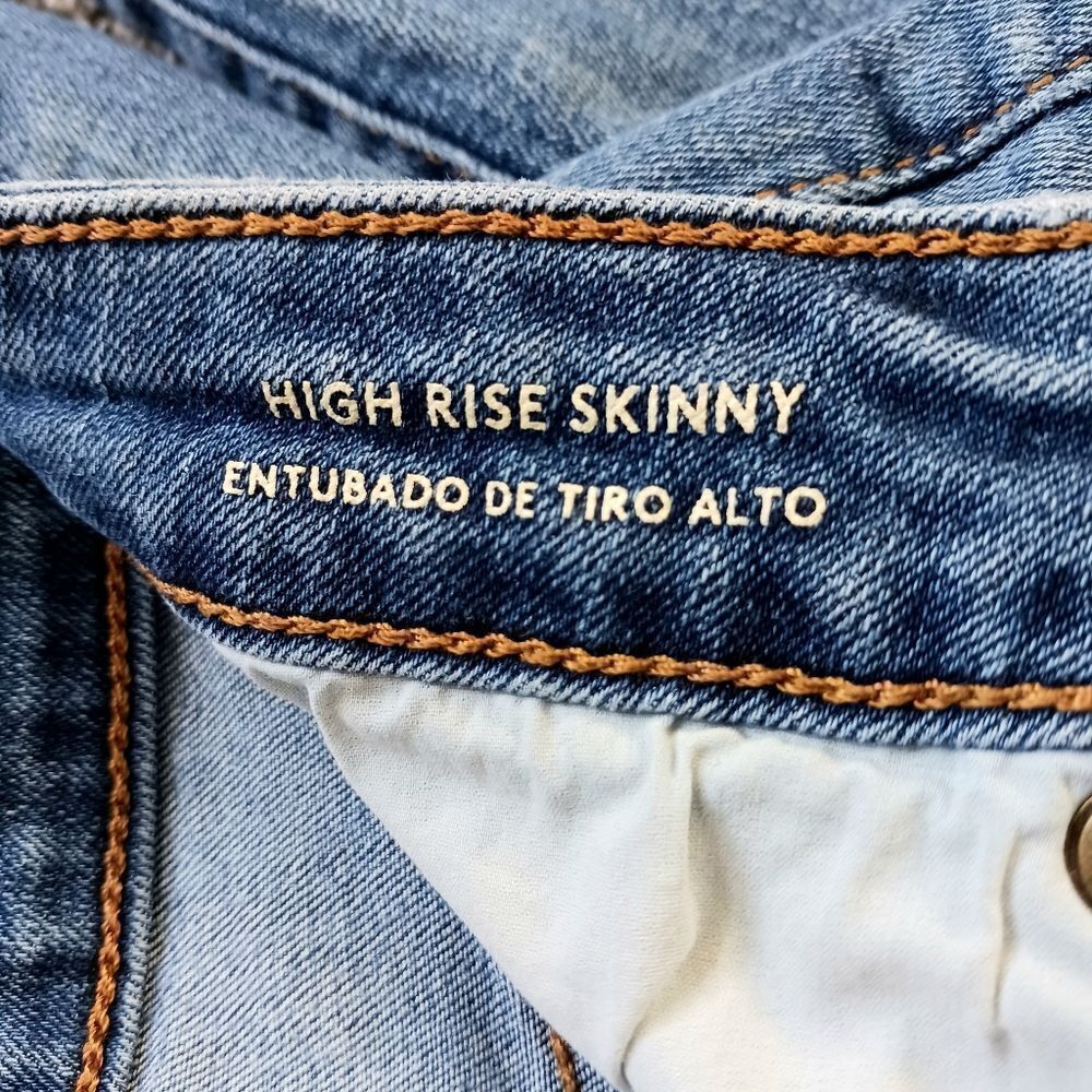 UNIVERSAL THREAD Skinny Jeans Mid Rise Distressed Ripped Knee Size 0 24R - Picture 5 of 10